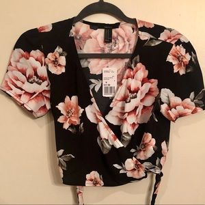 NWT Forever XXI Crop Wrap Top